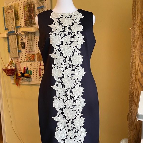 Calvin Klein Dresses & Skirts - Calvin Klein Elegant Sheath Dress Sz 6